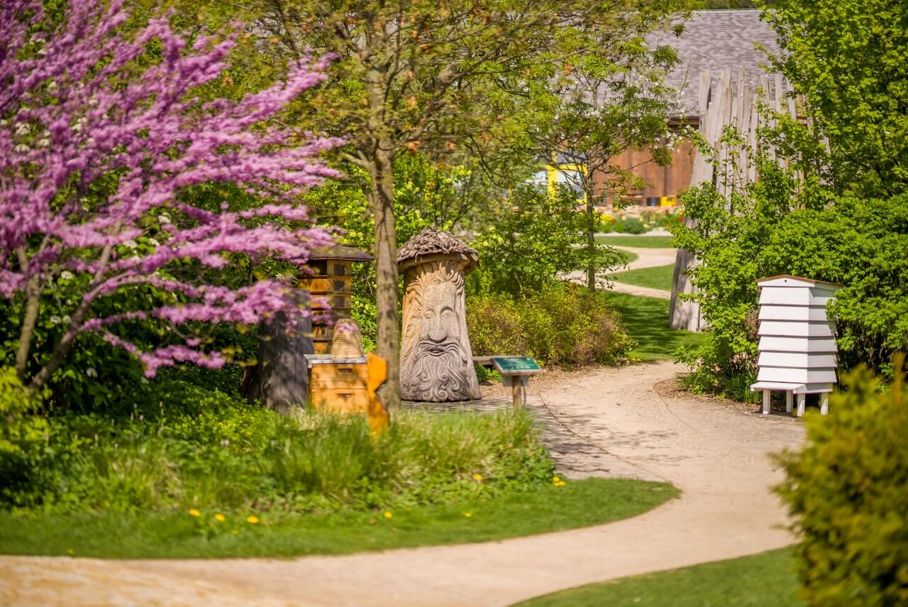 Včelárska záhrada v Nektárii